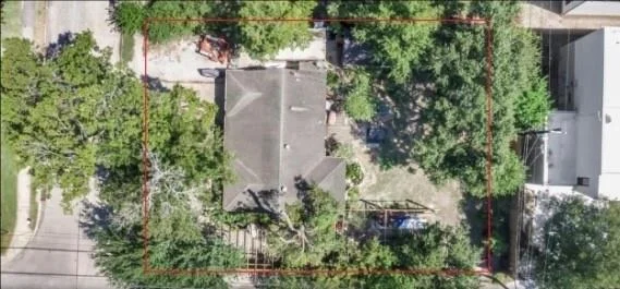 Photo of 1402 Glourie Drive
