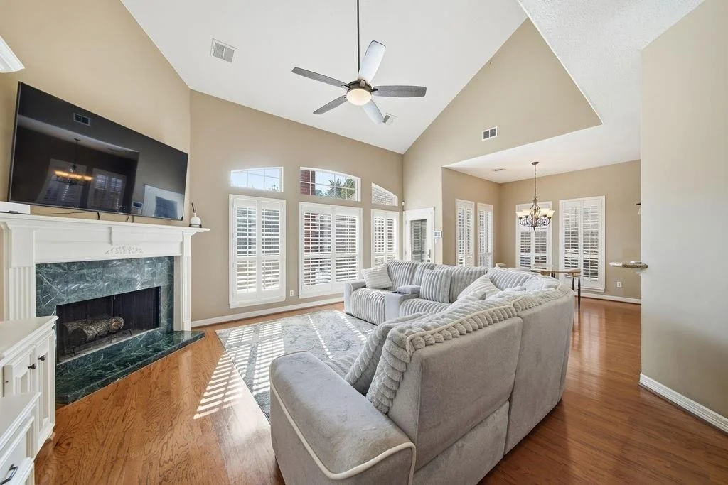 Photo of 5811 Desert Oak Way