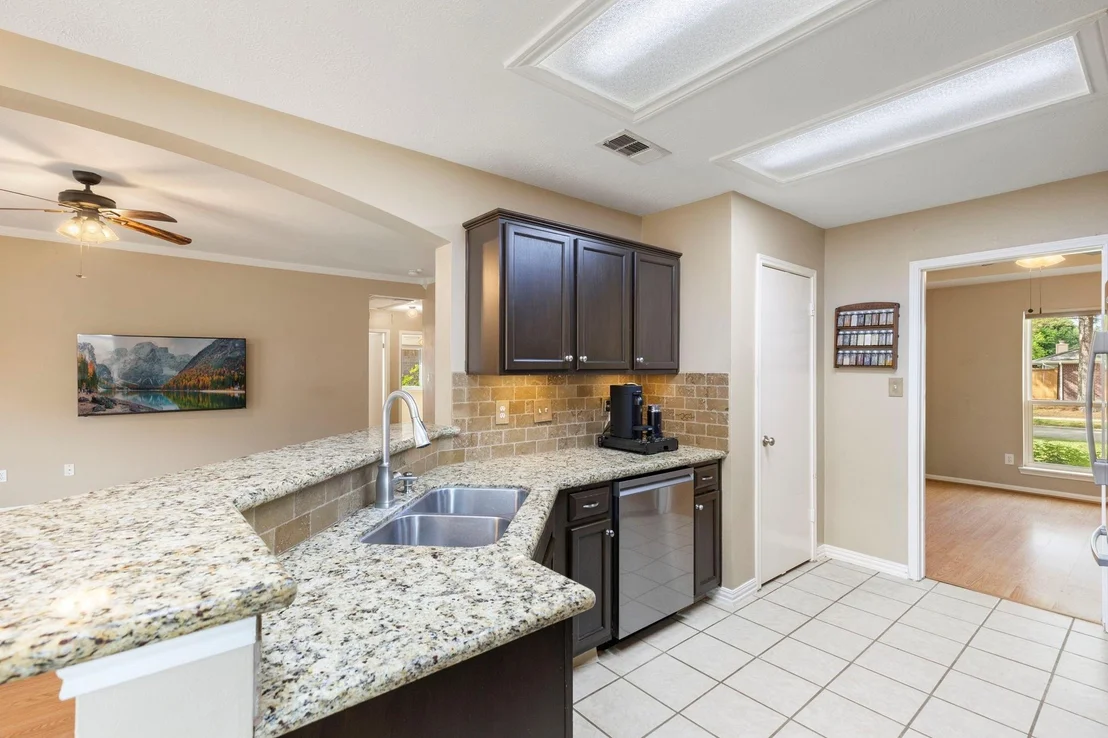 Photo of 1431 W Welsford Drive