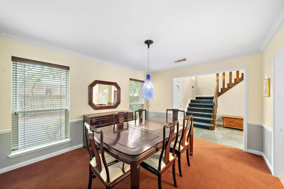 Photo of 1019 Ridgeley Drive
