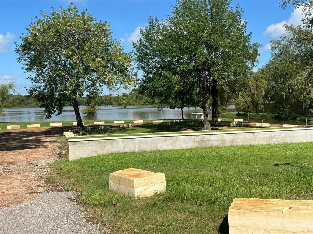 Photo of 218 Collins