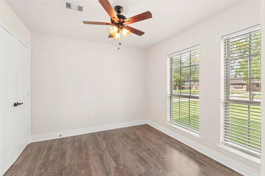 Photo of 16126 Spinnaker Drive