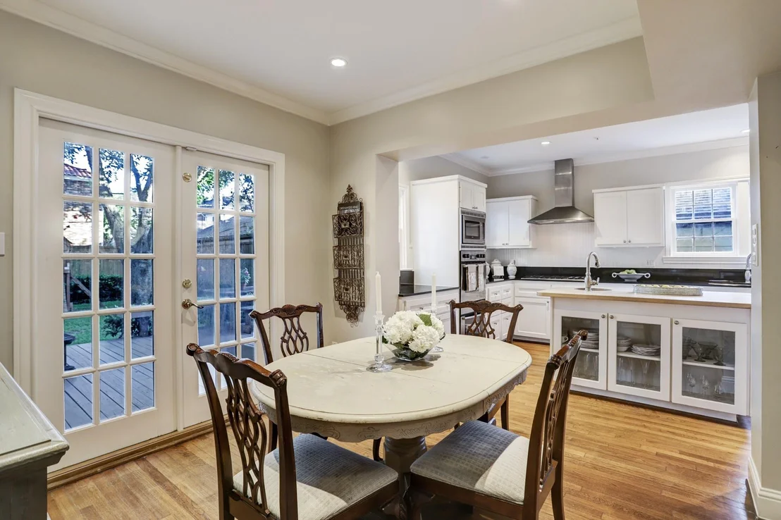 Photo of 2123 Dunstan Road