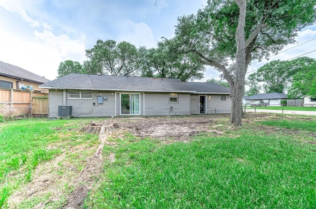 Photo of 4426 Ebbtide Drive