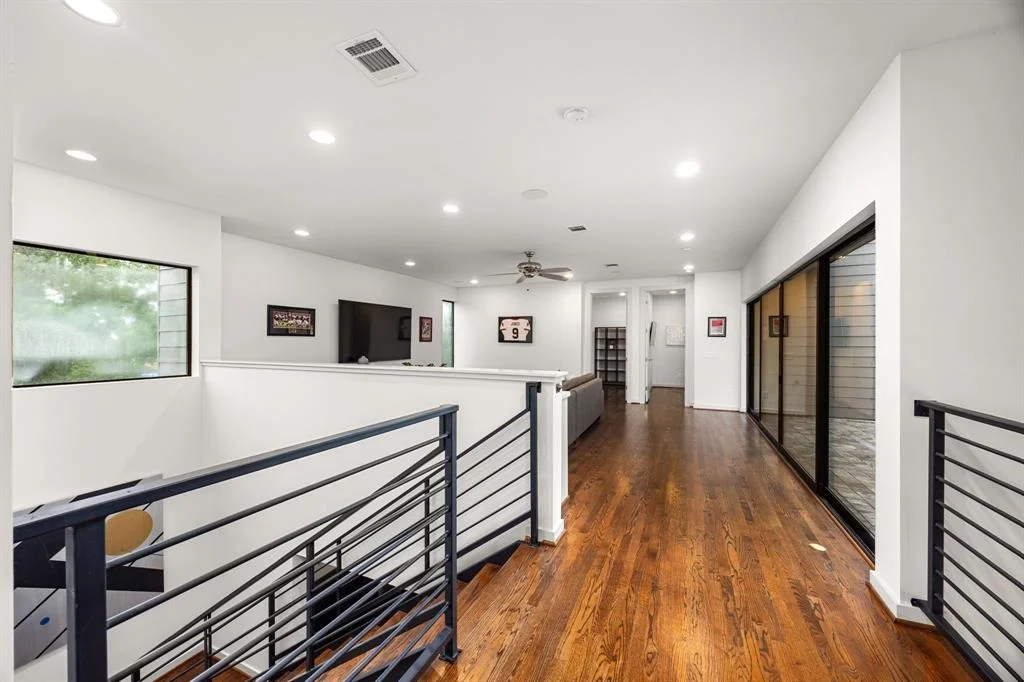 Photo of 9622 Pine Lake Drive