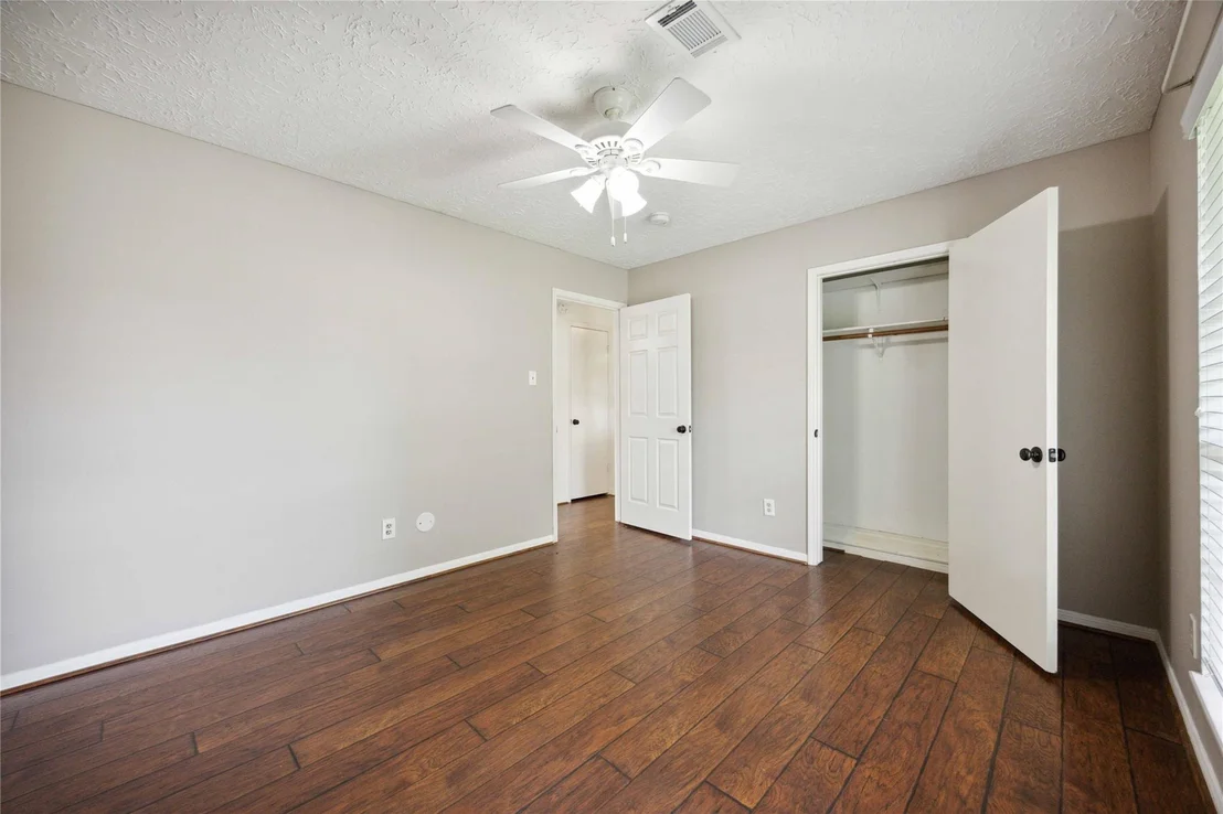Photo of 4723 Lost Oak Drive