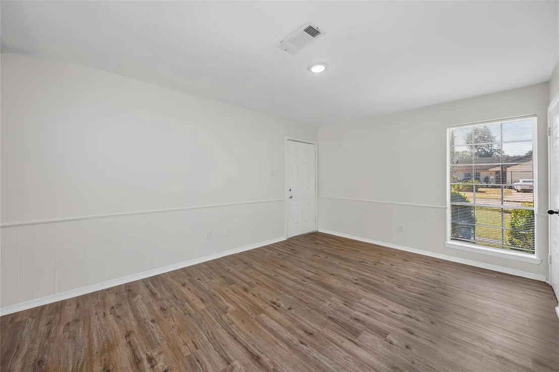 Photo of 5114 Heatherbrook Drive