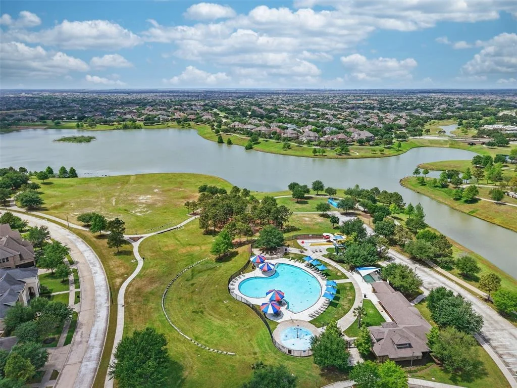 Photo of 27038 Franklin Park Dr