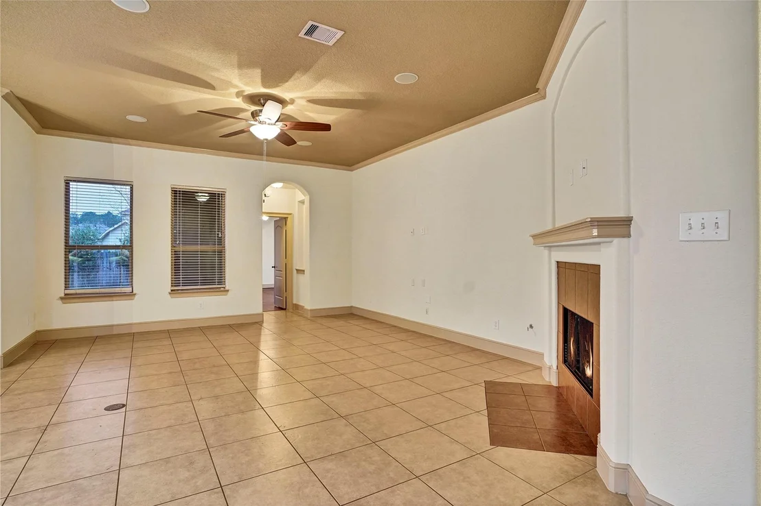 Photo of 10 Tallgrass Way