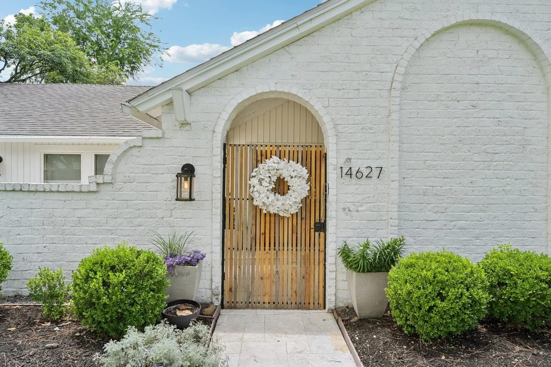 Photo of 14627 Oak Bend Drive