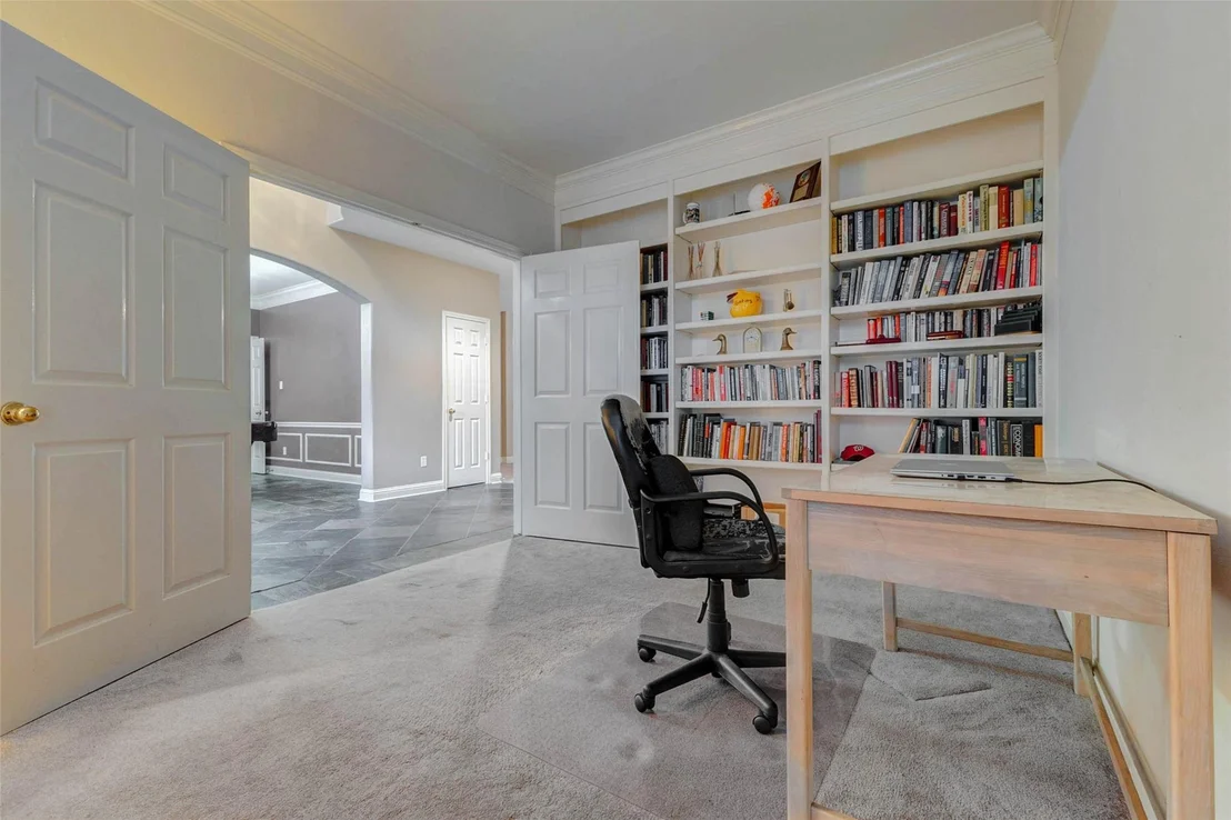 Photo of 2106 Shade Crest Drive