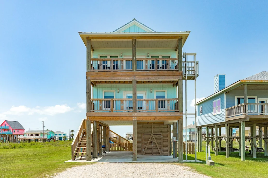 Photo of 4609 Blue Water Highway