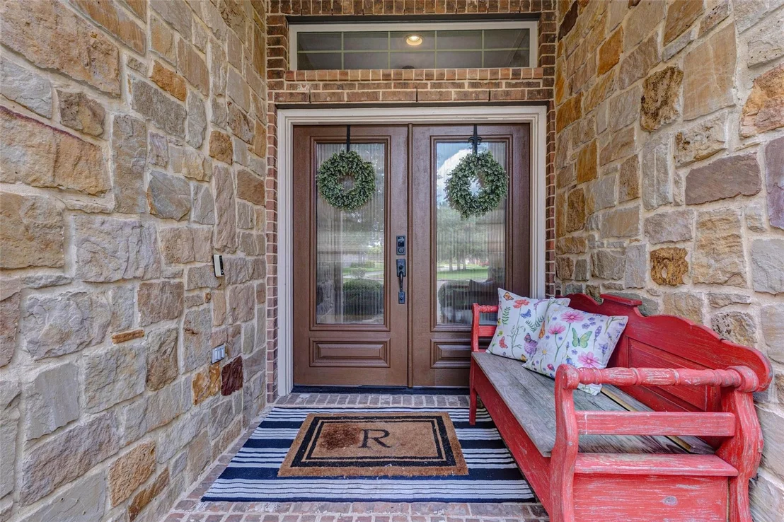 Photo of 4915 Westchester Drive