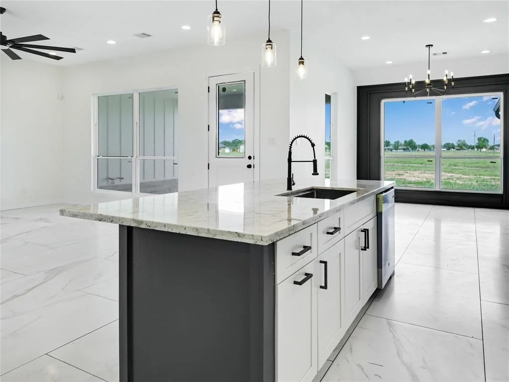 Photo of 820 Angus Trail