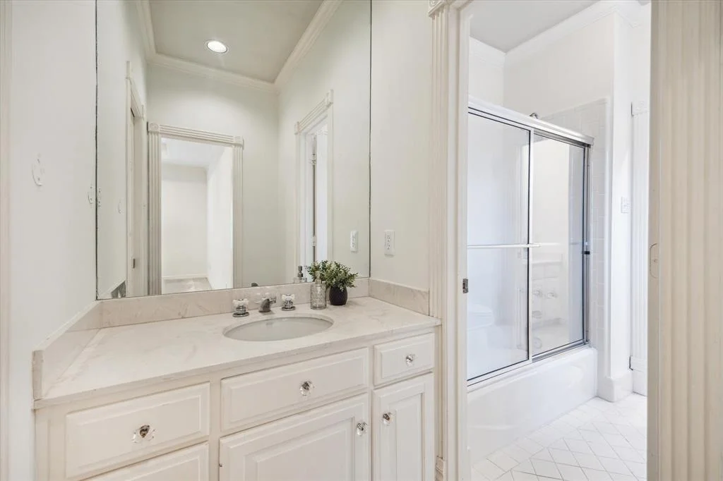 Photo of 2707 Barbara Lane