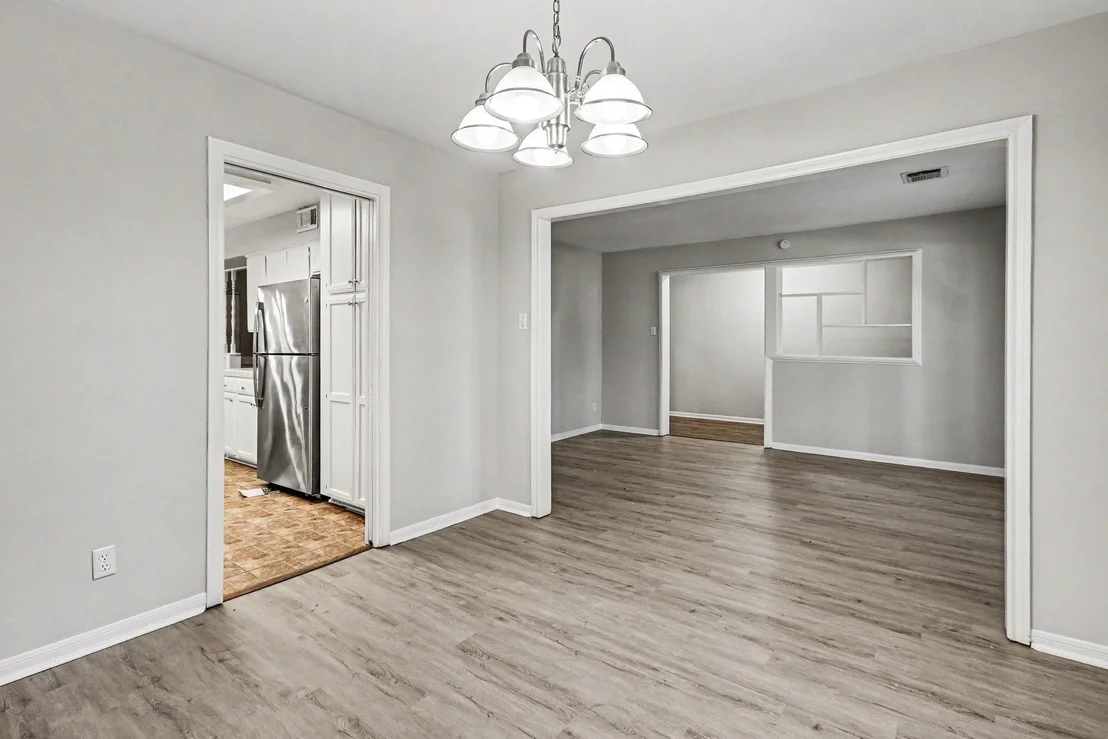 Photo of 5918 Pine Arbor Drive