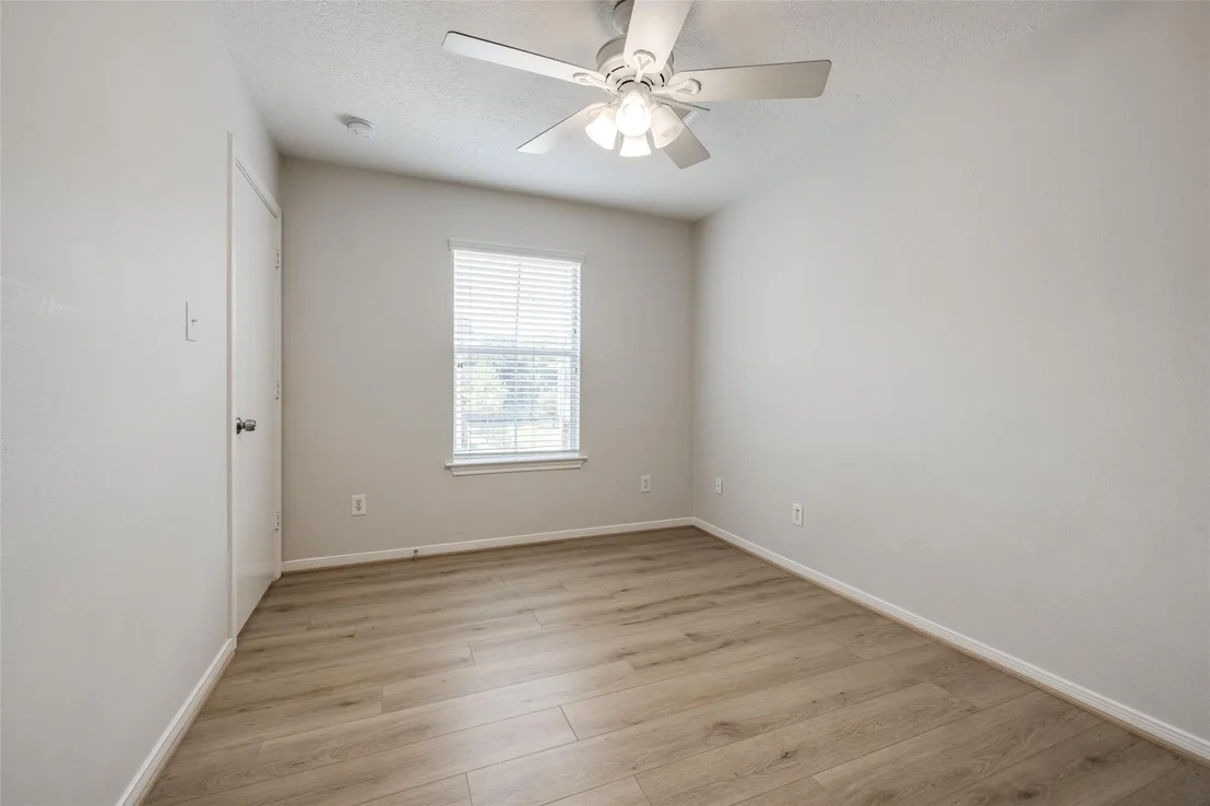 Photo of 1304 Robin Street