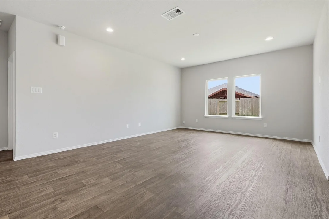 Photo of 21523 Victoria Harbor Drive