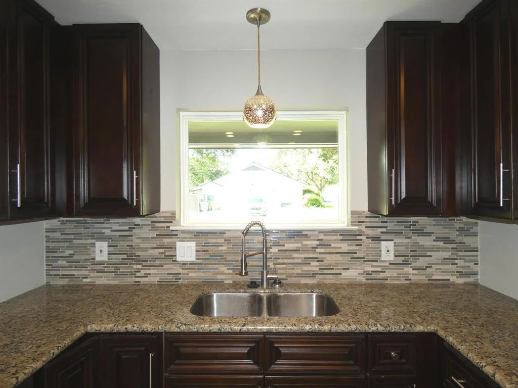 Photo of 5722 Hewitt Drive