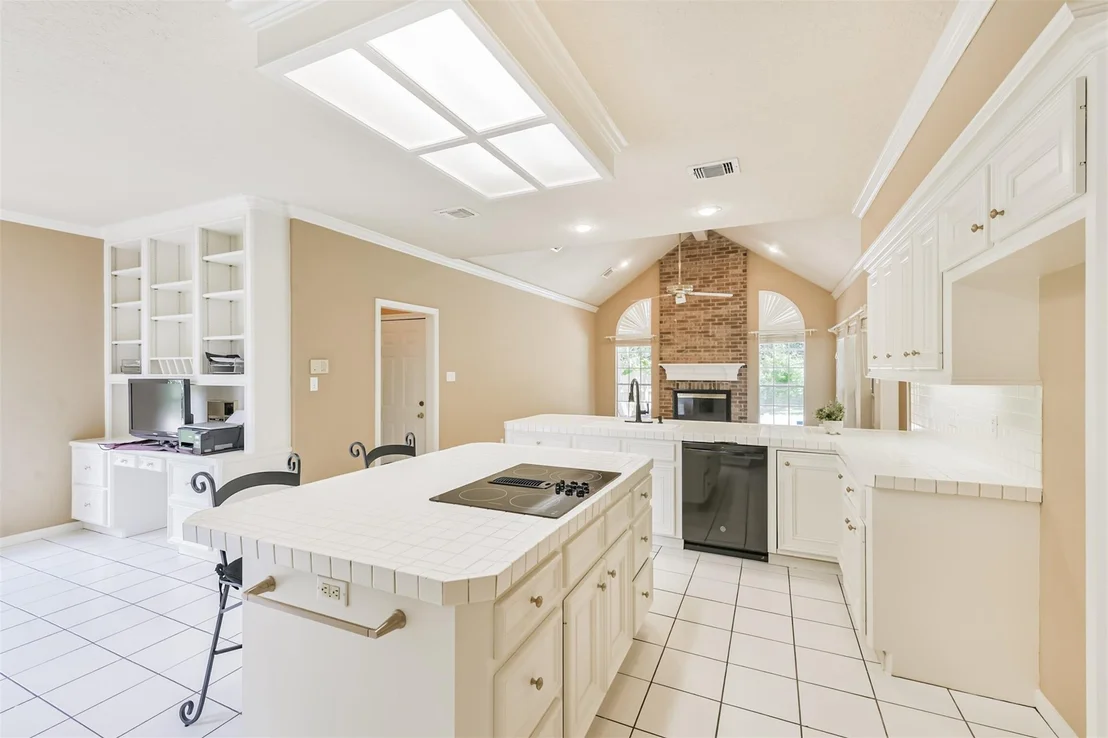 Photo of 1803 Lofty Maple Trail