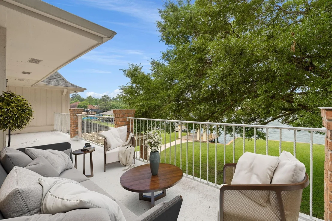 Photo of 154 Lakeside Drive