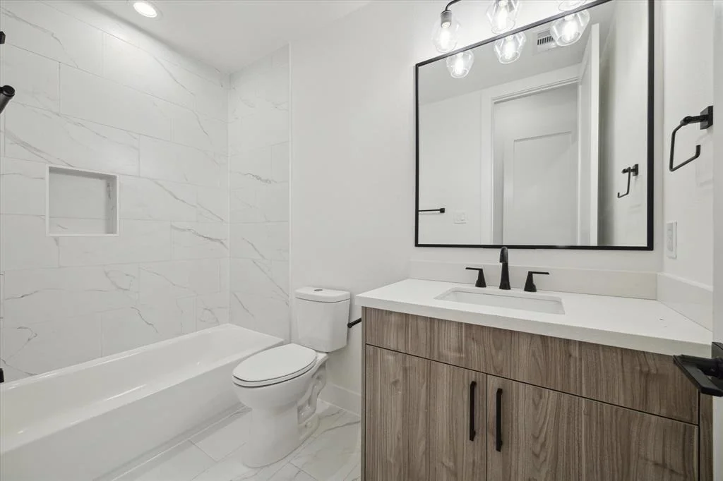 Photo of 1647 Moritz