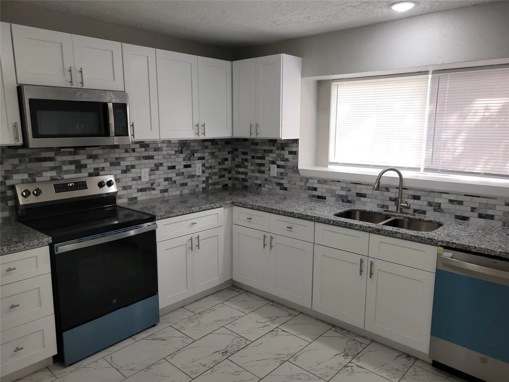 Photo of 17603 Huntersglen Circle