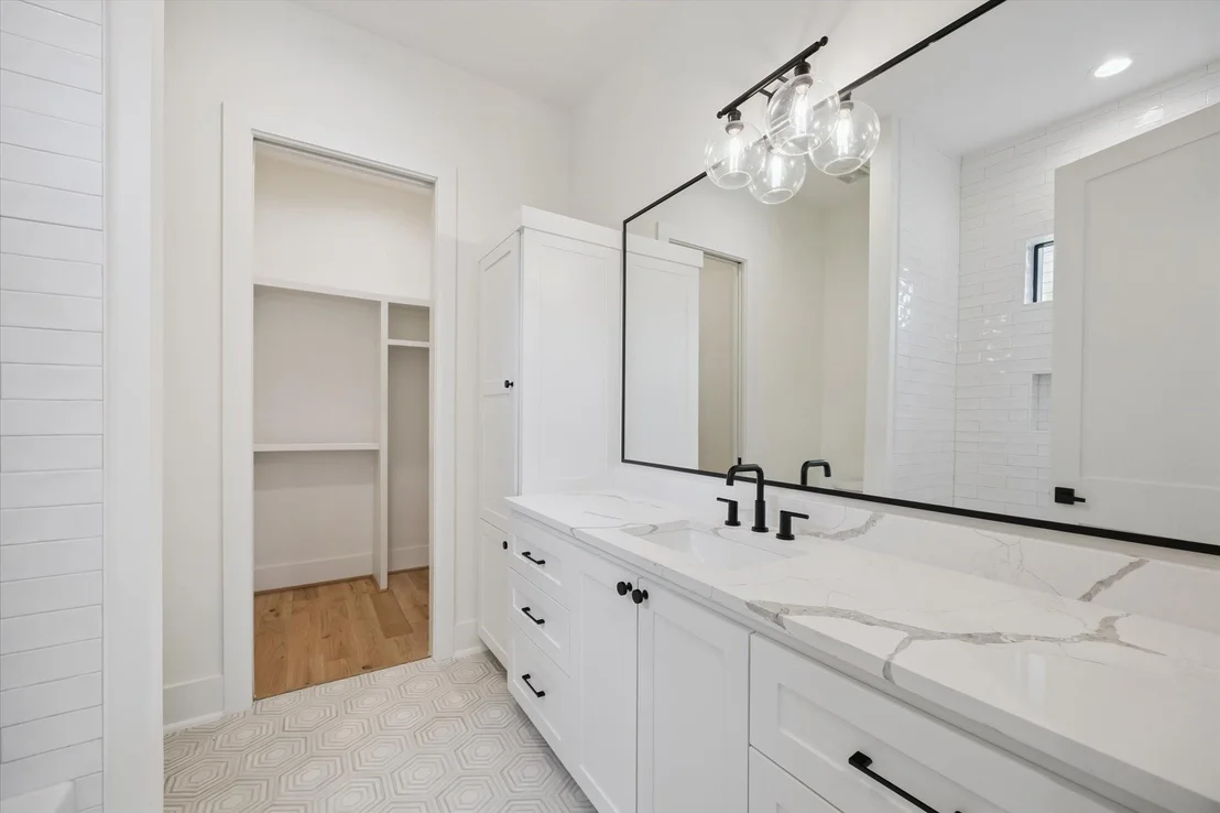 Photo of 938 Gardenia Drive