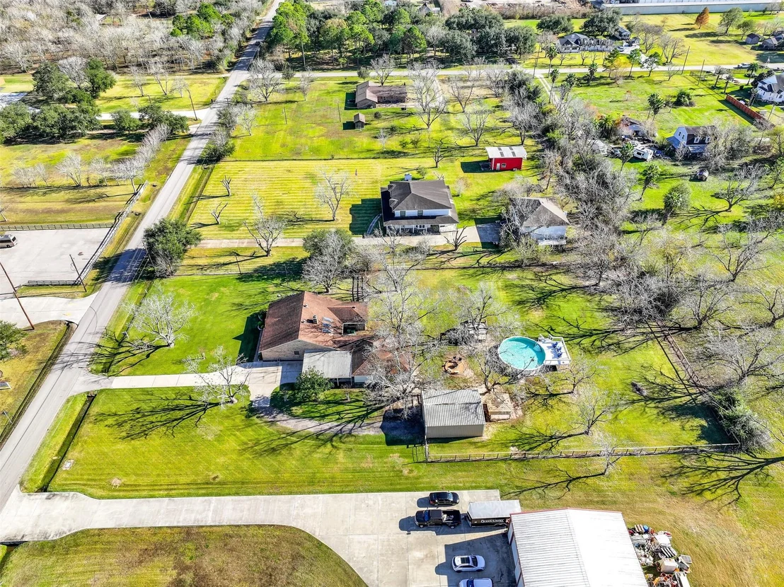 Photo of 18120 County Road 127