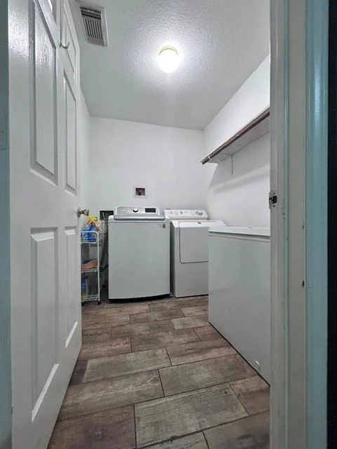 Photo of 600 Spruce Dr