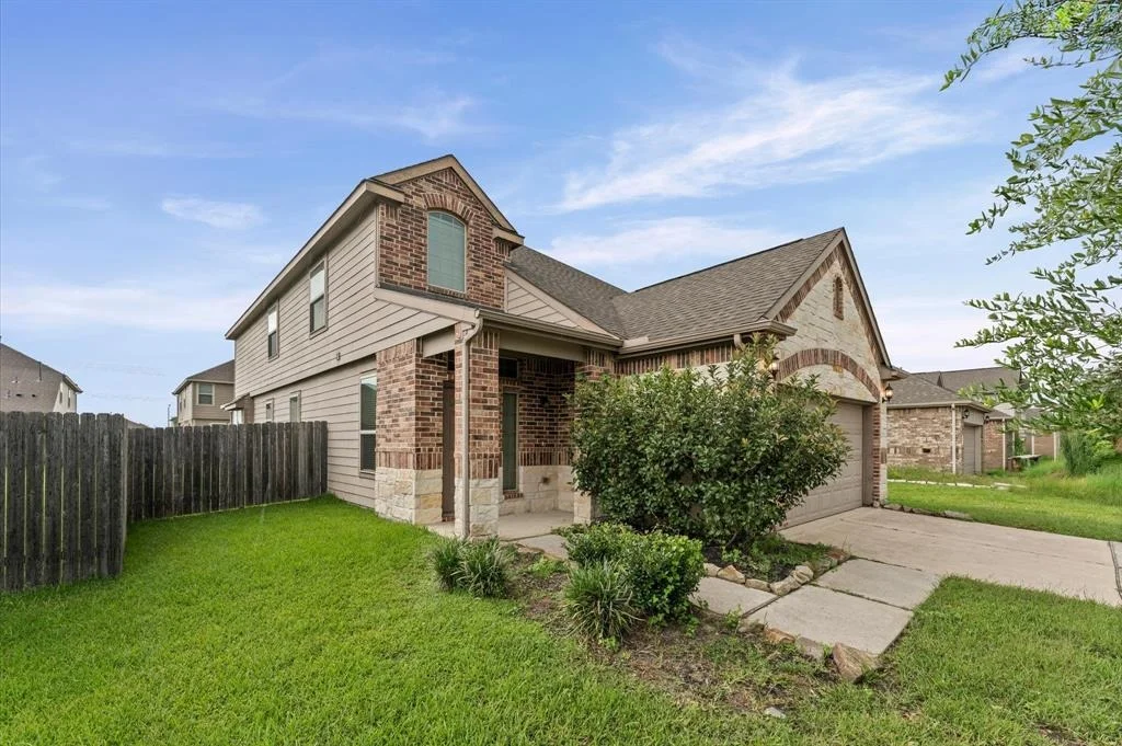 Photo of 17138 Devon Dogwood Trail