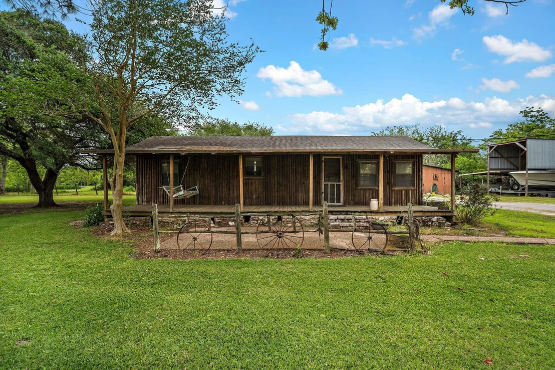 Photo of 5330 Pearson Road