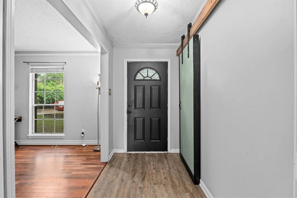 Photo of 819 Maranon Lane