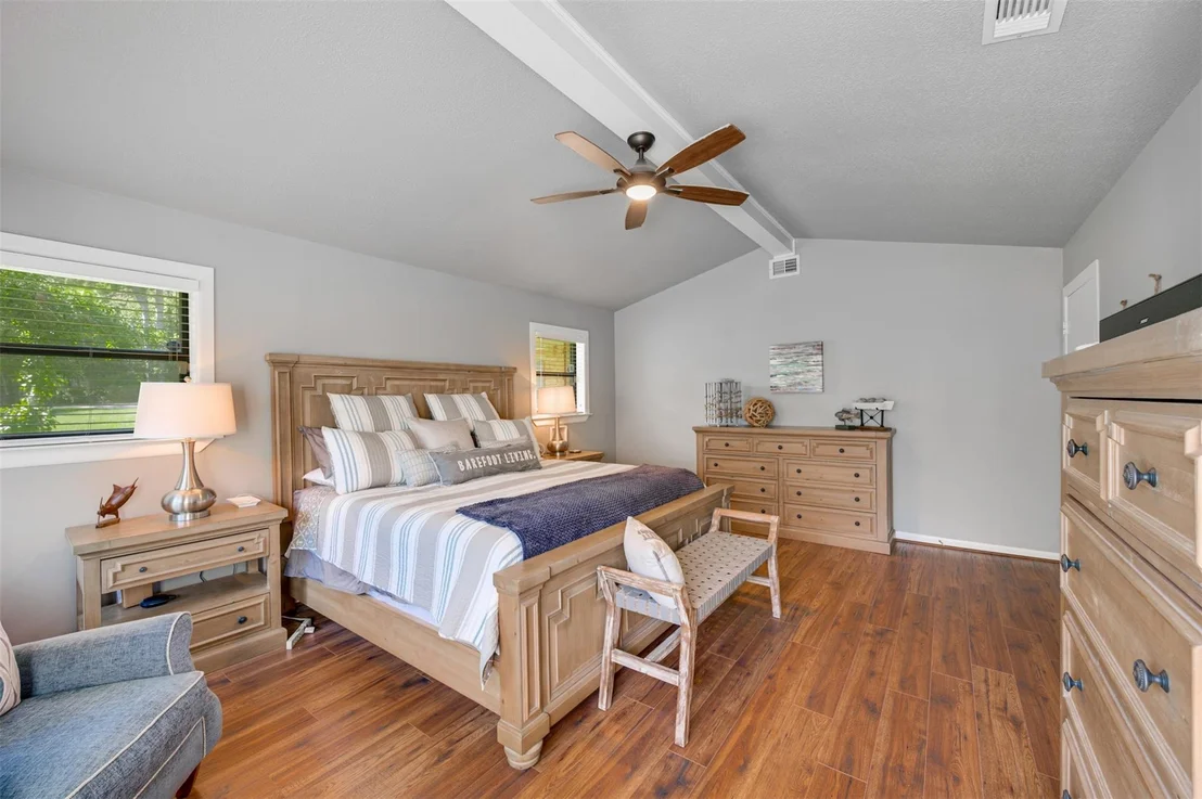 Photo of 536 Wildewood Drive