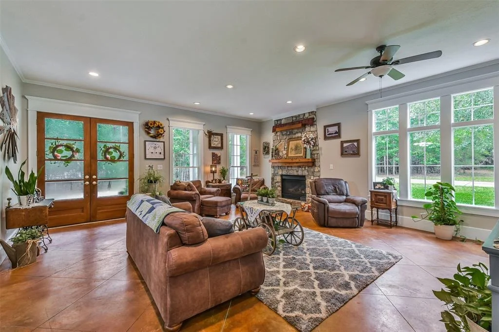 Photo of 9119 Sendera Drive