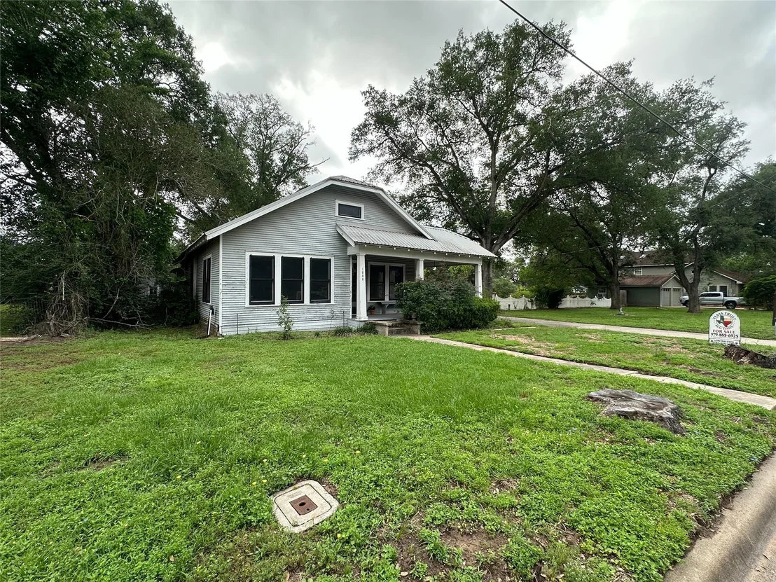 Photo of 1008 Atchison St