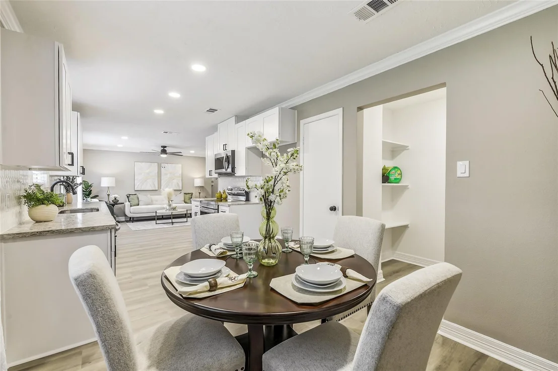 Photo of 8333 Lanham Lane