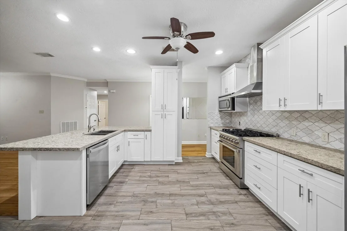 Photo of 5215 Shady Maple Drive