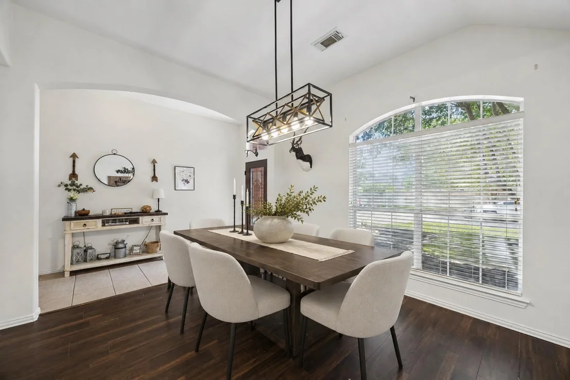 Photo of 4910 Morningmount Lane