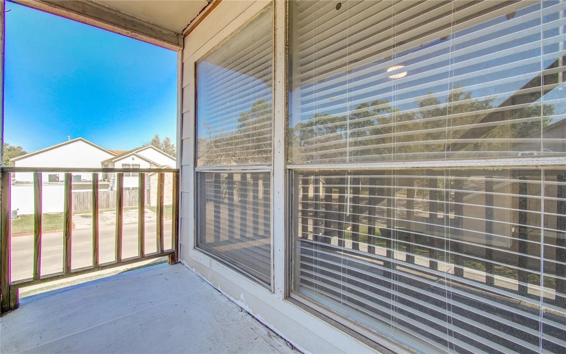 Photo of Unit D at 5618 Easthampton Drive