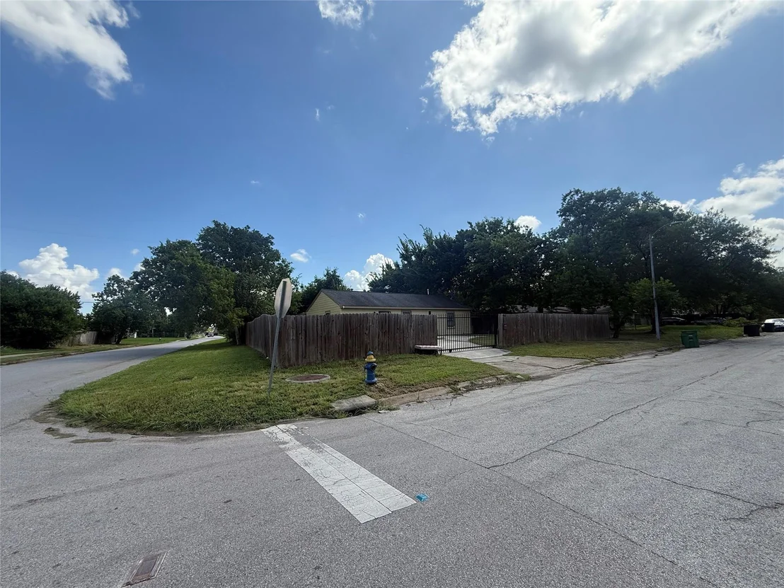 Photo of 5103 Northridge Drive