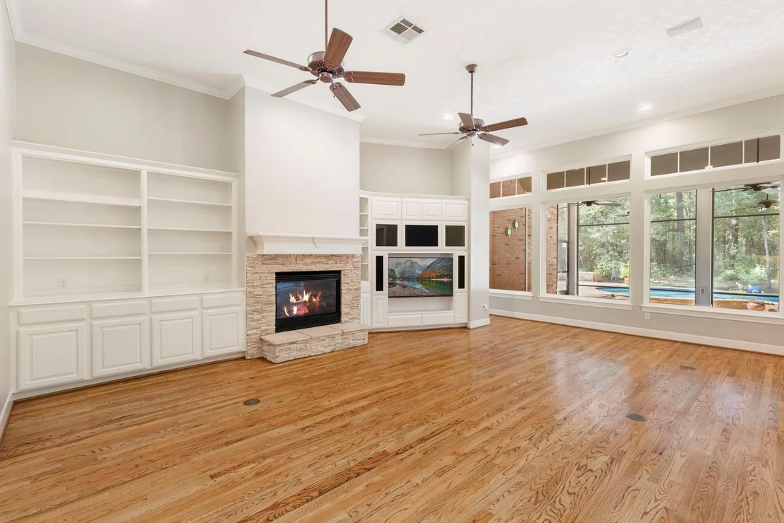 Photo of 10857 Lake Forest Drive