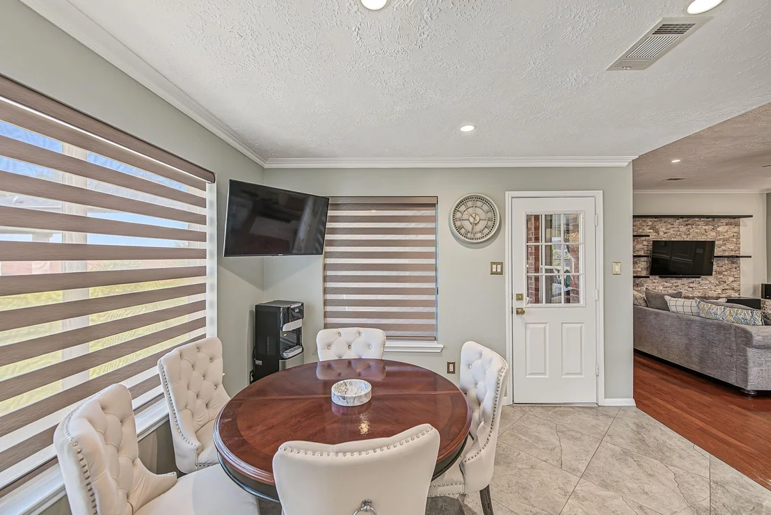 Photo of 11117 Maynard Place