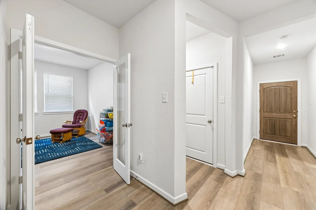 Photo of 9110 Hunter Hill Drive