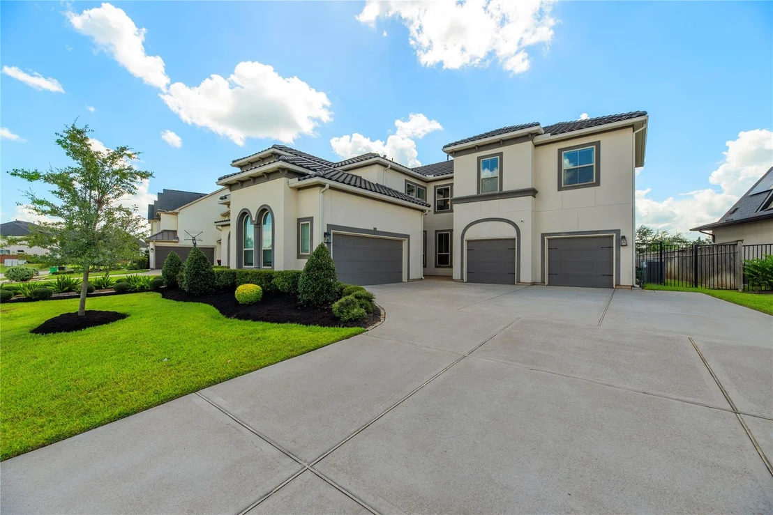 Photo of 10643 Crystal Spring Drive