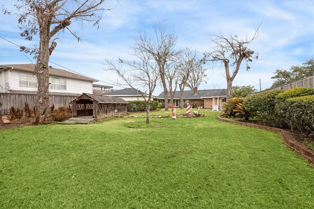 Photo of 10010 Balmforth Lane