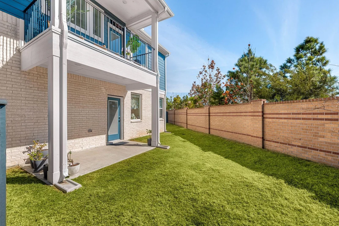 Photo of 15126 Post Oak Falls Drive