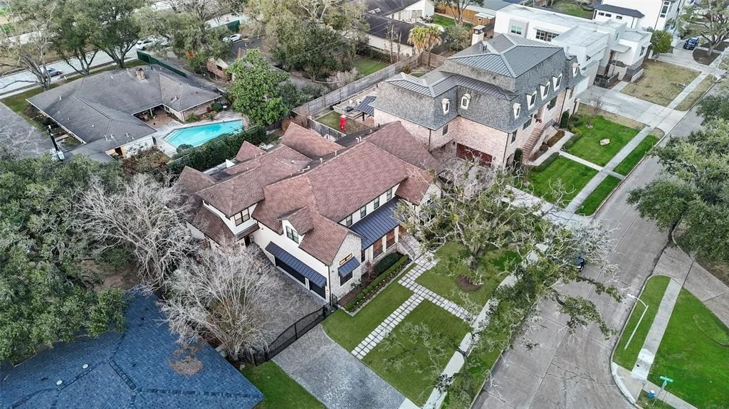Photo of 5310 Braesheather Drive