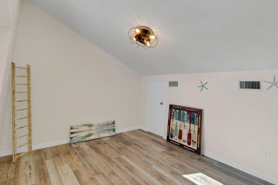 Photo of 171 Harbour Row Drive