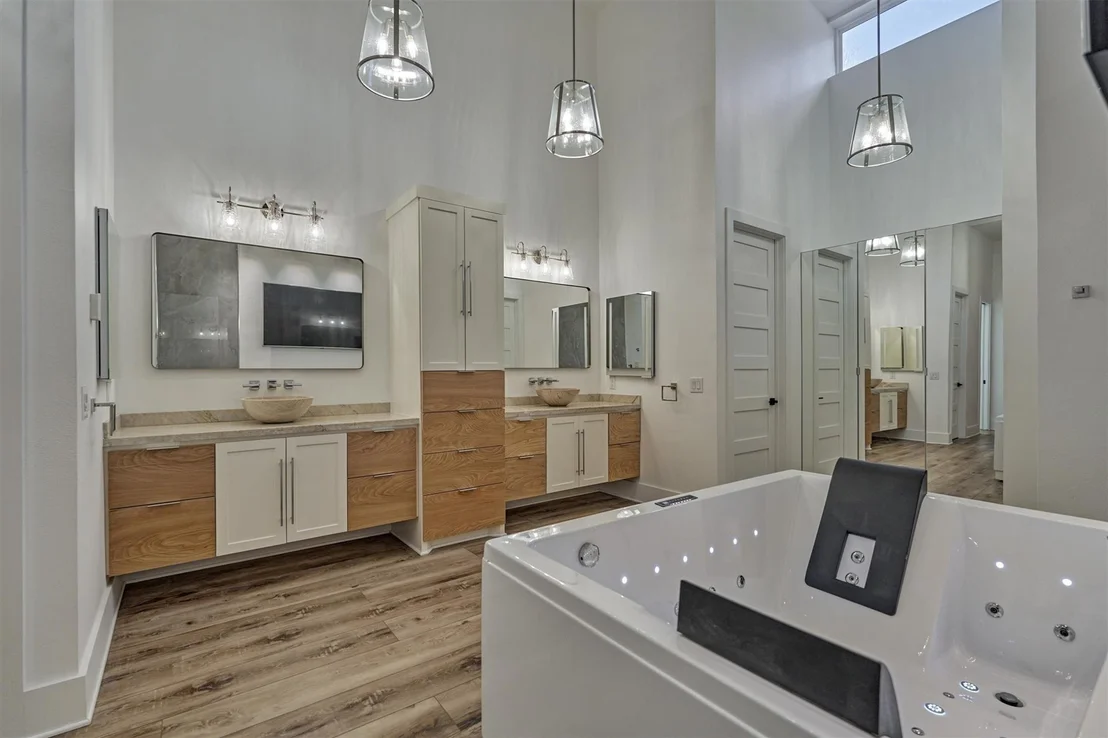 Photo of 9228 Lake Conroe Drive